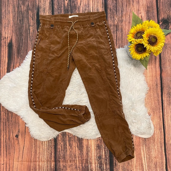 By Anthropologie Byron Seamed Utility Joggers - Picture 3 of 10